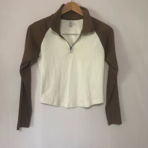 Semir NWOT brown/cream half zip crop fitted polo style top size S
